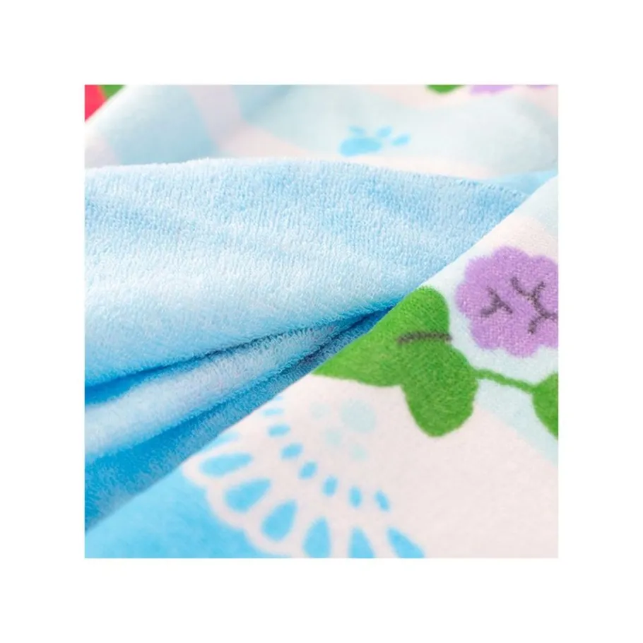 Maison Ghibli Beach Towel Strawberries 80 X 110 Cm - Kiki'S Delivery Service Discount