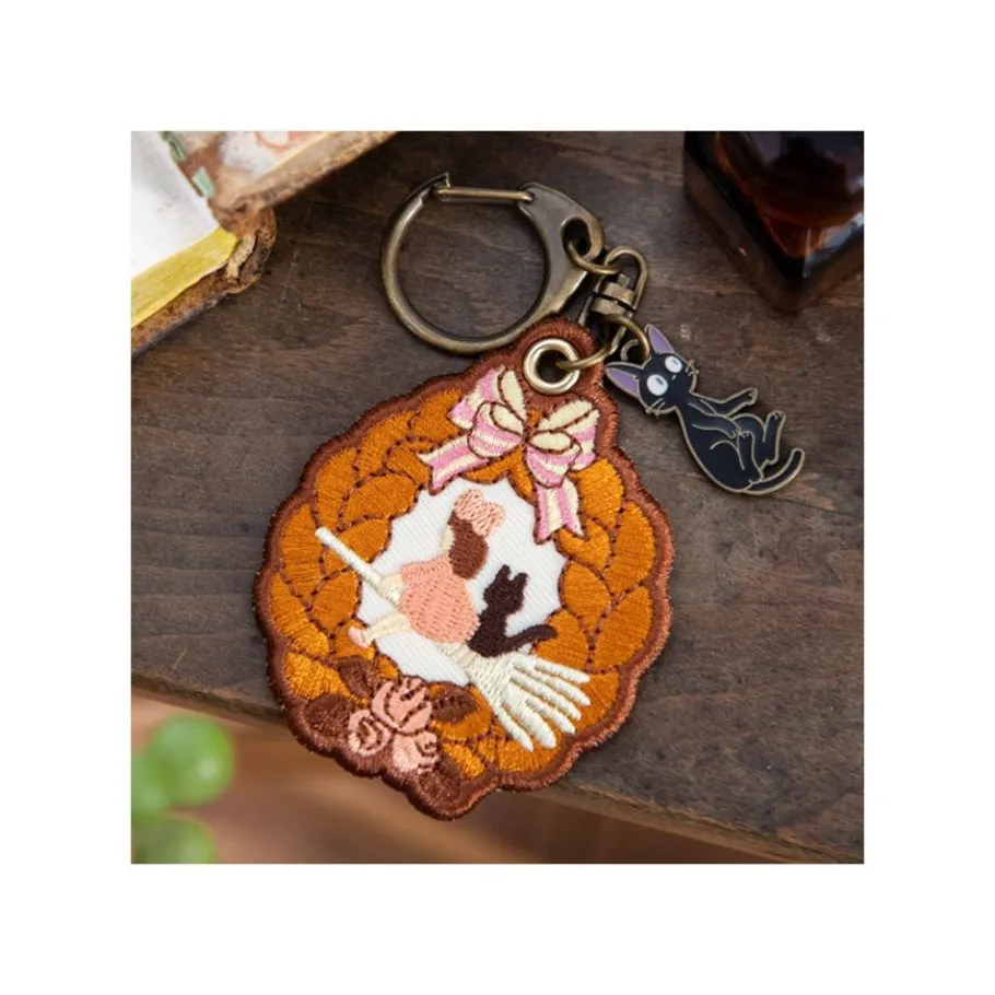 Maison Ghibli Embroidery Keychain Wreath Of Bread - Kiki'S Delivery Service Outlet