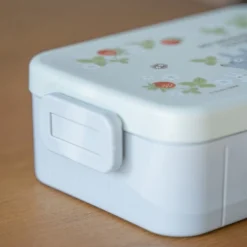 Maison Ghibli Lunch Box 4 Locks 650Ml Rasberry Collection - My Neighbor Totoro Outlet