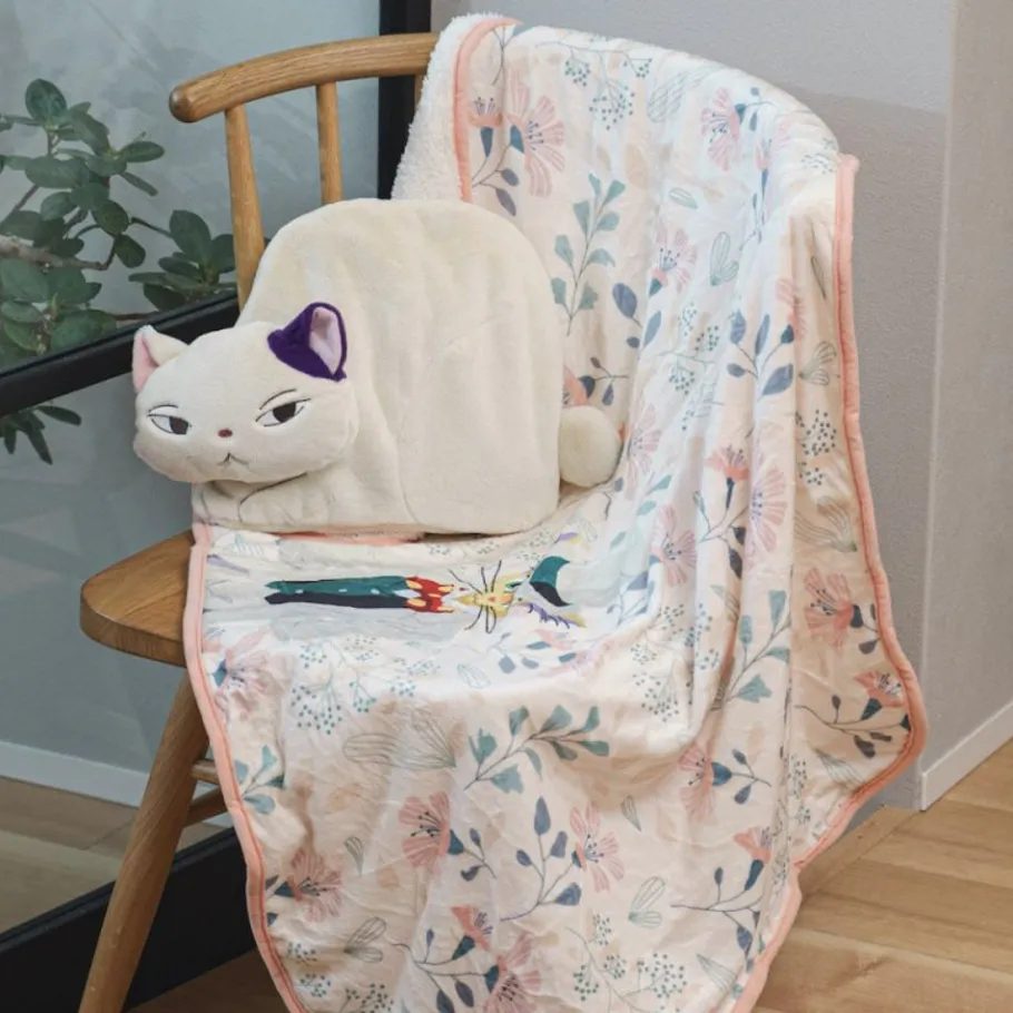 Maison Ghibli Muta Rolled Blanket - Cat Returns Discount