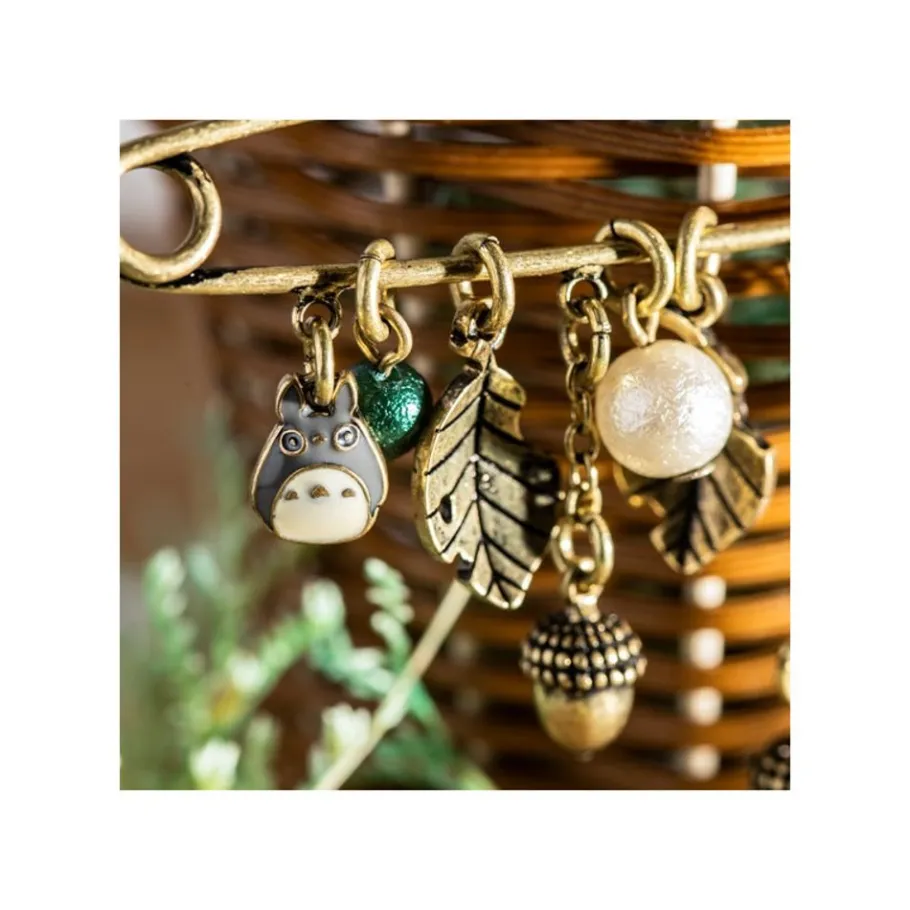 Maison Ghibli Safety Pin Brooch Totoro & Leaves - My Neighbor Totoro Sale