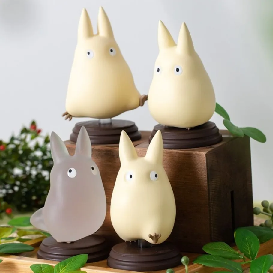 Maison Ghibli Small Totoro Walking Pocket Statue - My Neighbor Totoro Outlet