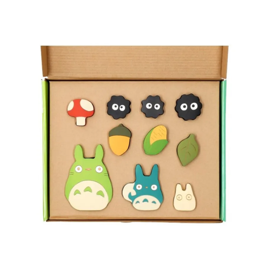 Maison Ghibli Wood Figurine Totoro With Soot Sprites - My Neighbor Totoro New