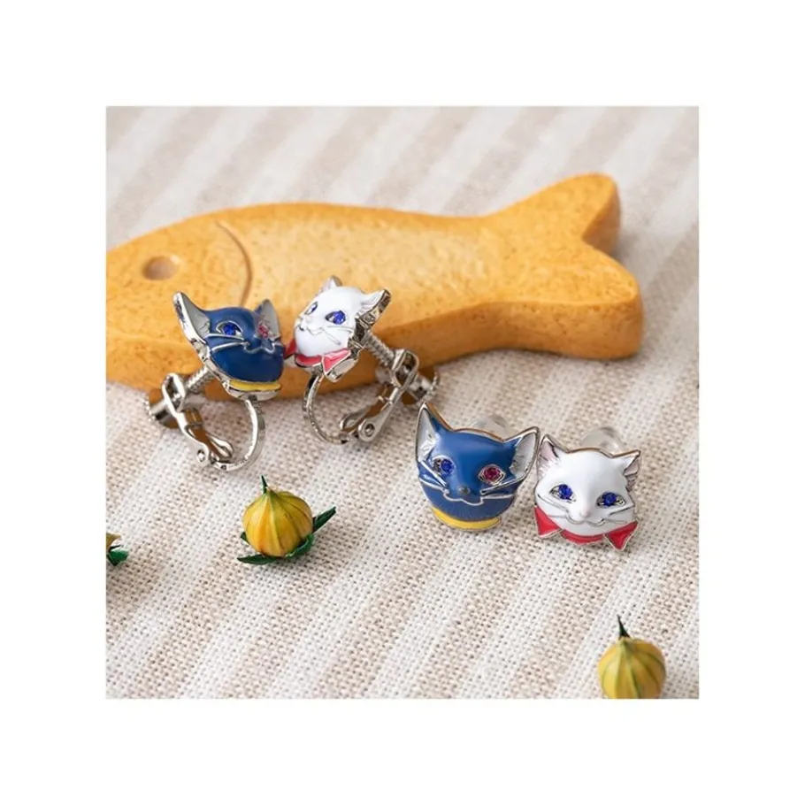 Maison Ghibli Yuki & Moon Clip Earrings - The Cat Returns Hot